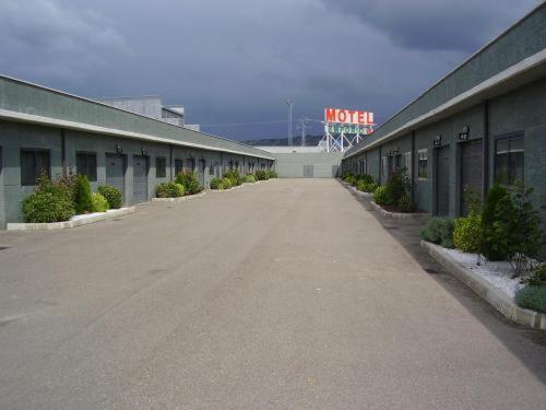 Motel Emporio Cabezón de Pisuerga Exterior foto